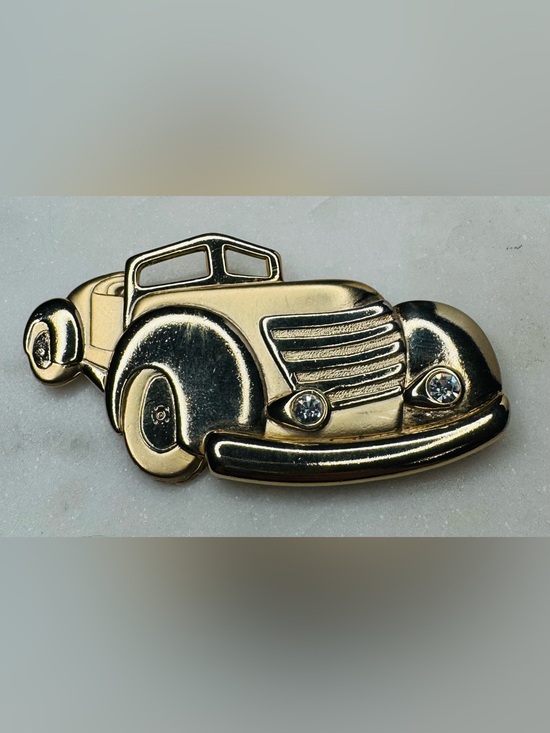 Unsigned Jewelry - Gold Tone Vintage Car Brooch with Rhinestone Headlights
